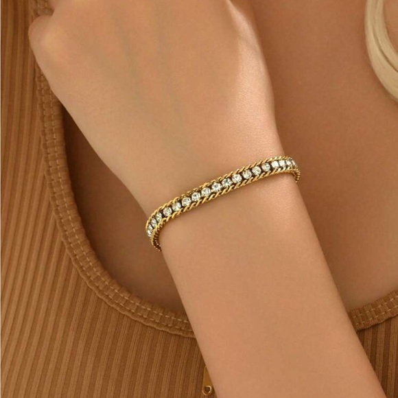 gold plated stainless steel stone bracelet - Picture 2 of 4